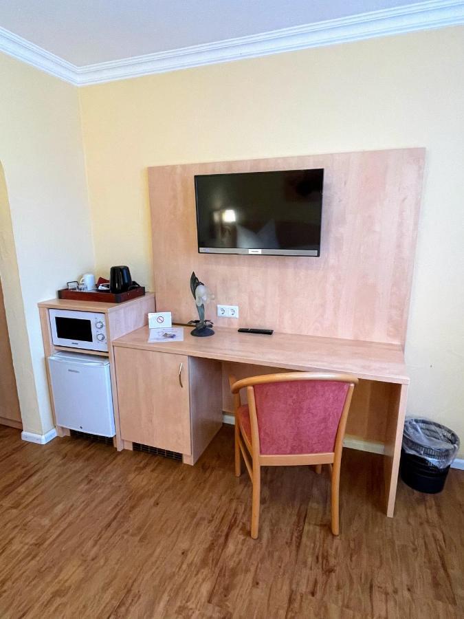 Zum Schwanen Garni Hotel Buggingen Eksteriør billede