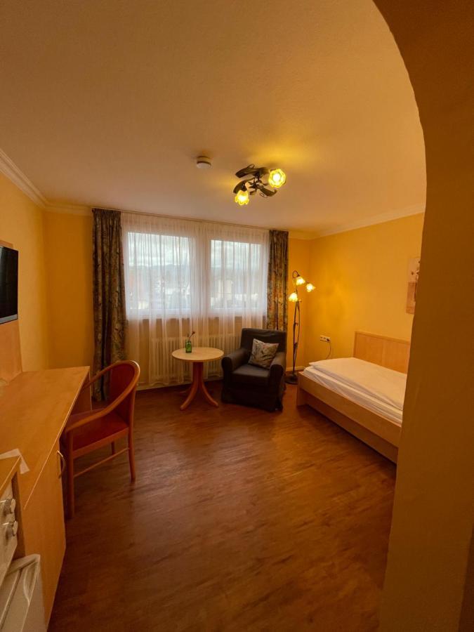 Zum Schwanen Garni Hotel Buggingen Eksteriør billede